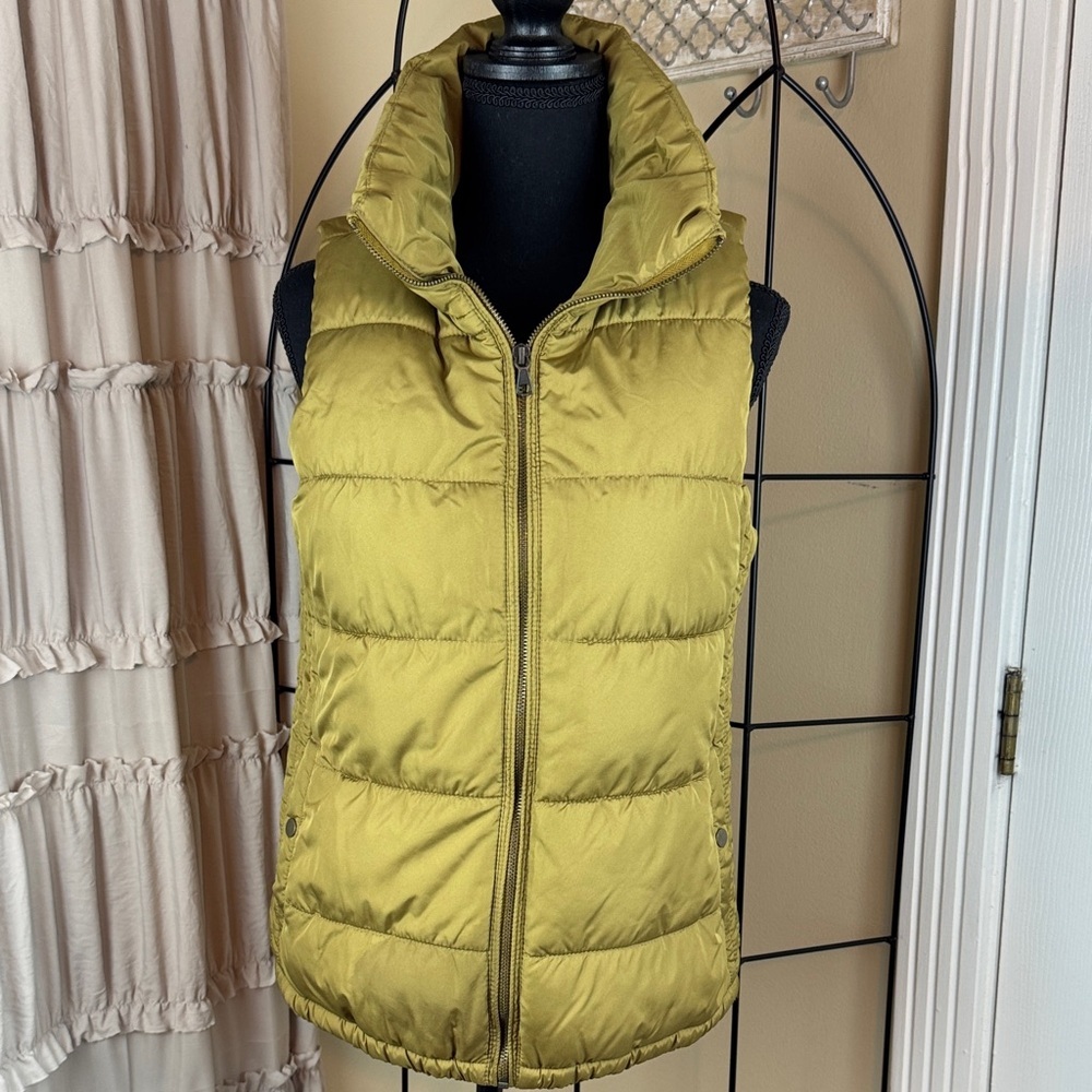 Old Navy Puffer Vest Mock Neck Full Zip Closure Pockets Size S
